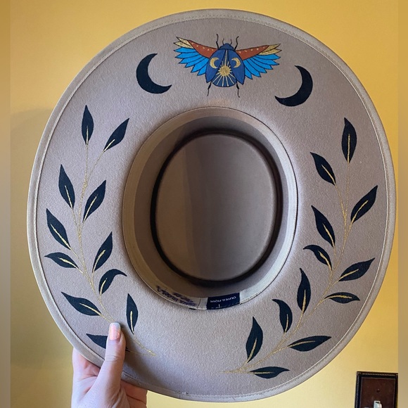 Scarab Beetle & Vine Luna Bloom Hat
